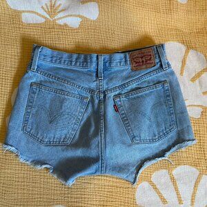 501® ORIGINAL FIT HIGH RISE WOMEN'S SHORTS